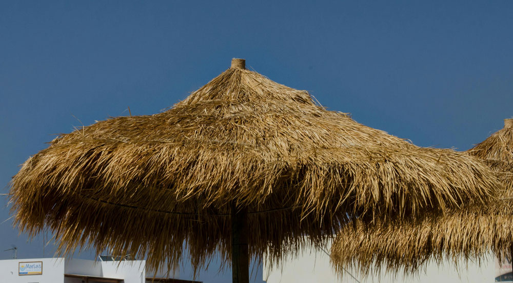 Ombrelloni in paglia africana